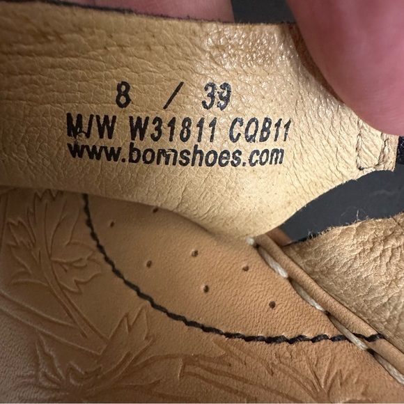 Born Womens Black Leather SlingBack Wedge Sandals Size 8 T-Strap Adjustable - Picture 11 of 12